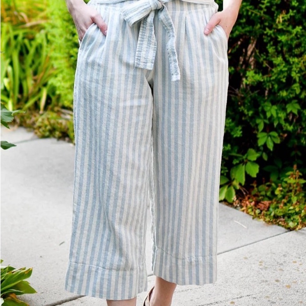Madewell linen cropped linen white and blue stripe pants